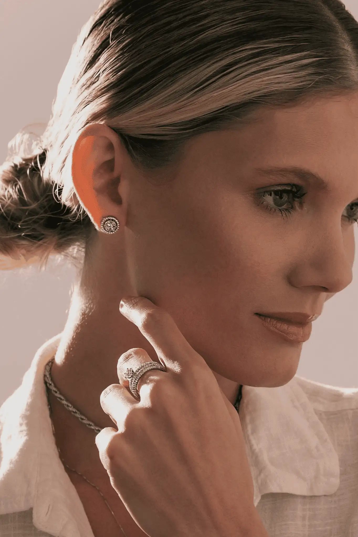 Circle Zirconia Earrings - Iane Jewelry