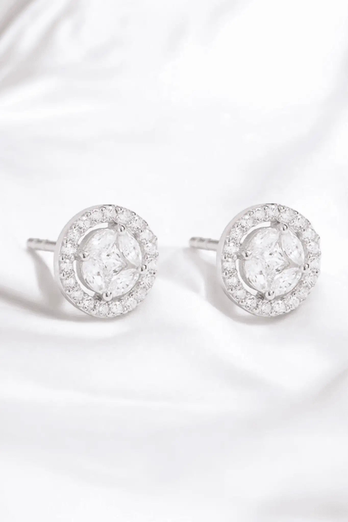 Circle Zirconia Earrings - Iane Jewelry