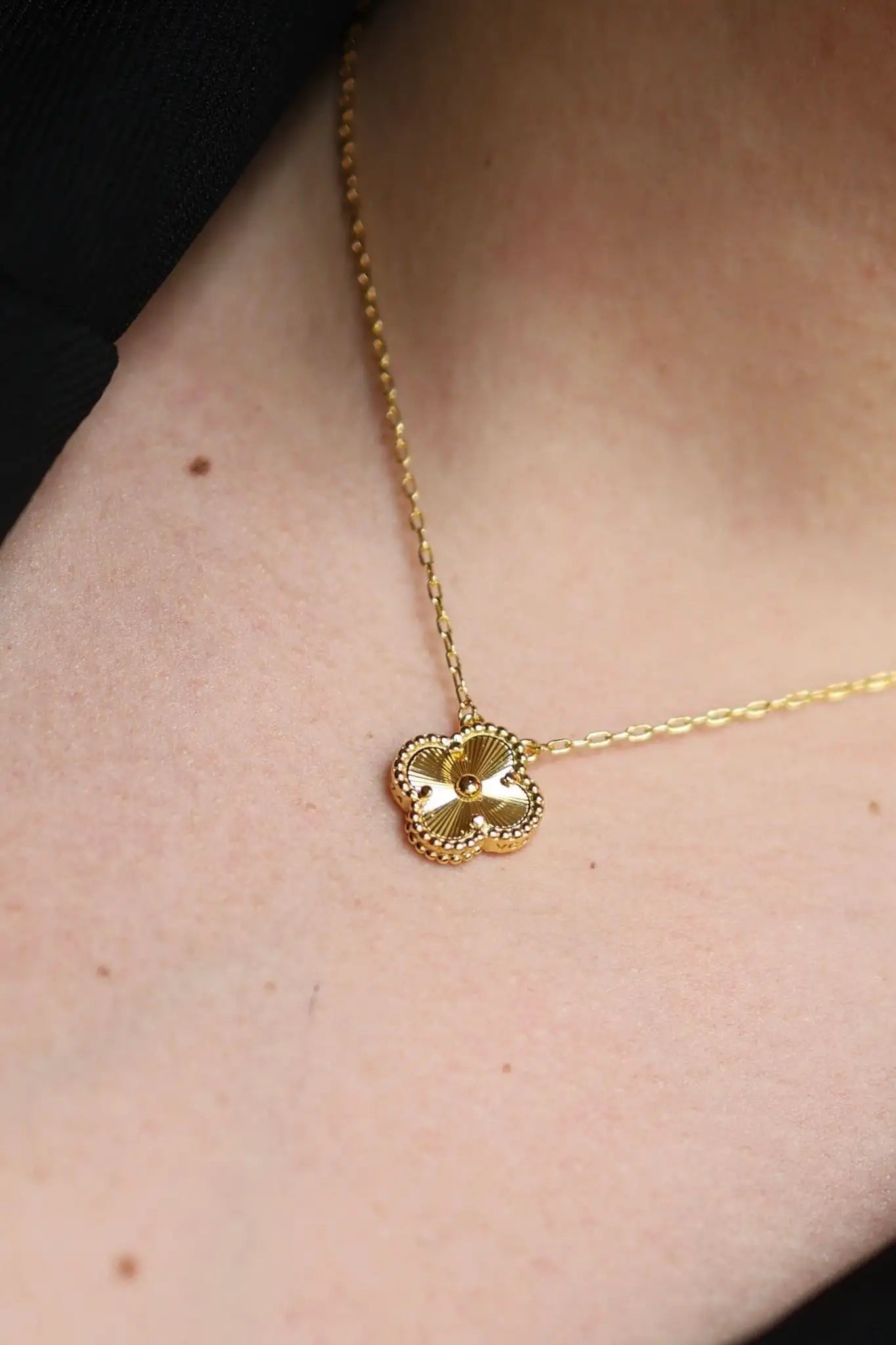 Gold Dainty Clover Necklace - Iane Jewelry
