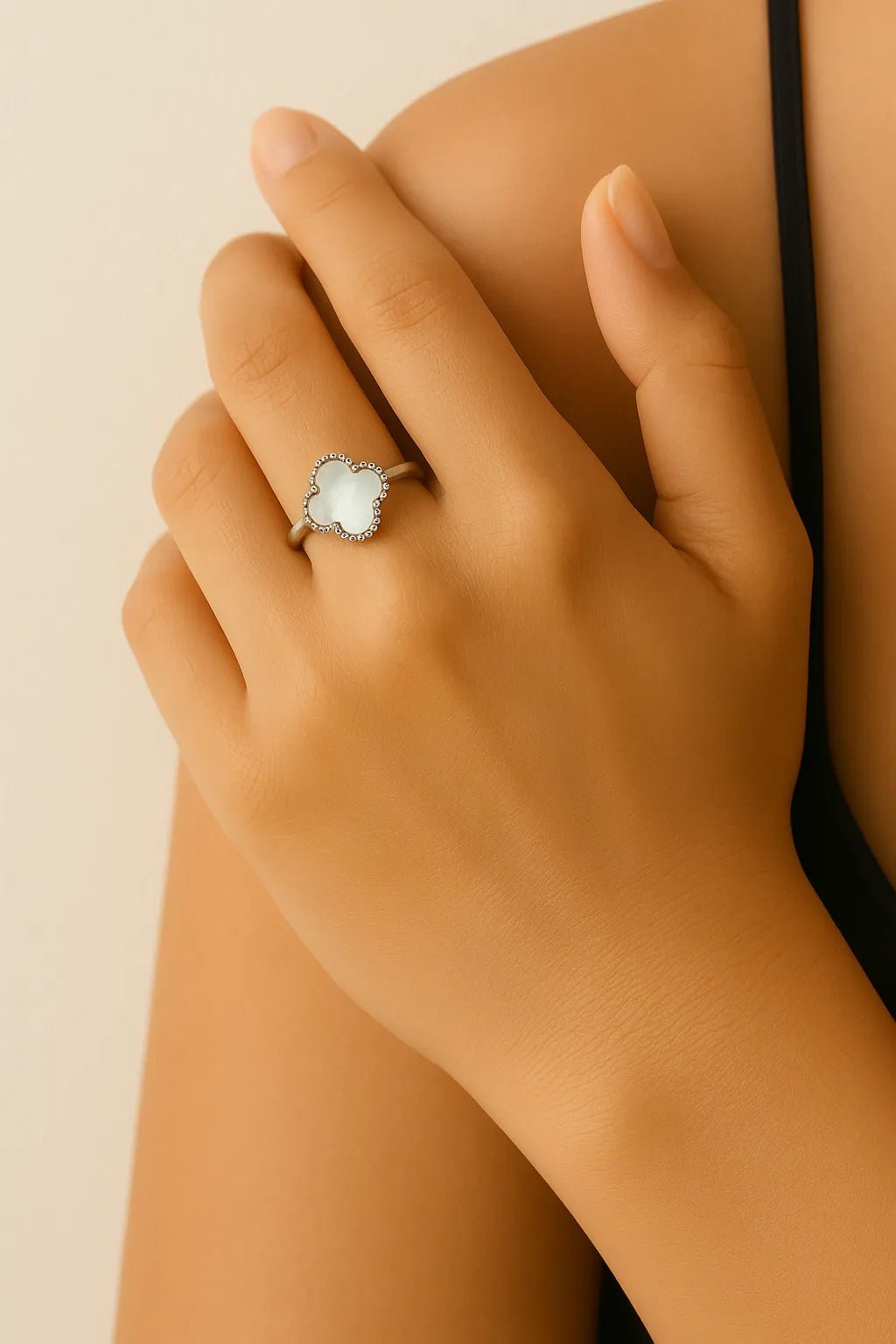 Mother of Pearl Clover Ring - Iane Jewelry