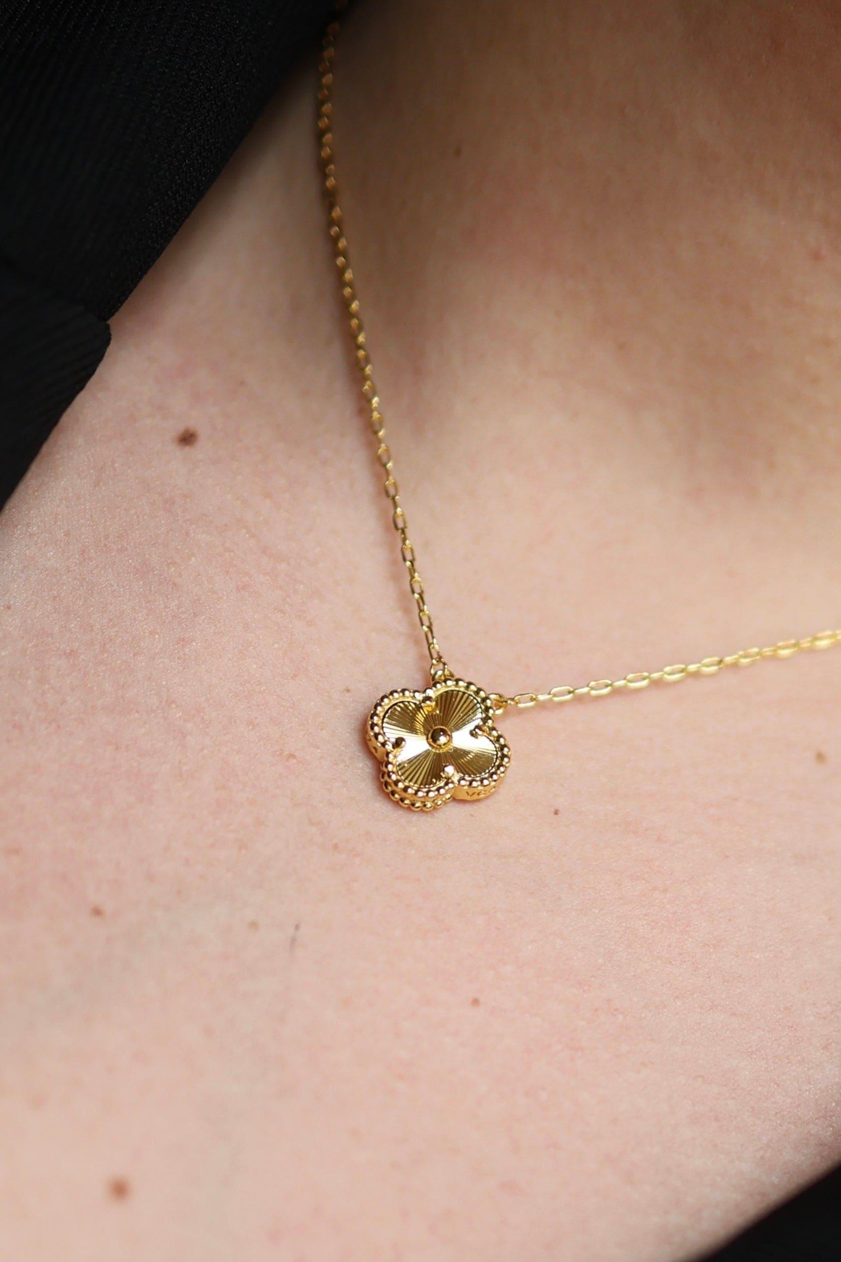 Gold Dainty Clover Necklace - Iane Jewelry