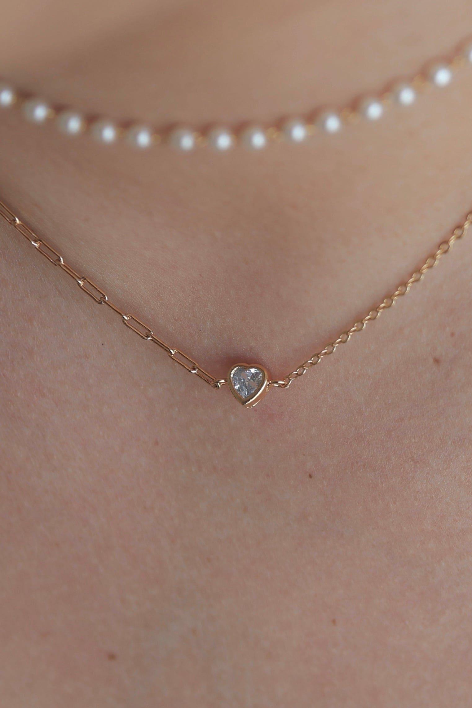 Gold Heart Minimalist Necklace - Iane Jewelry