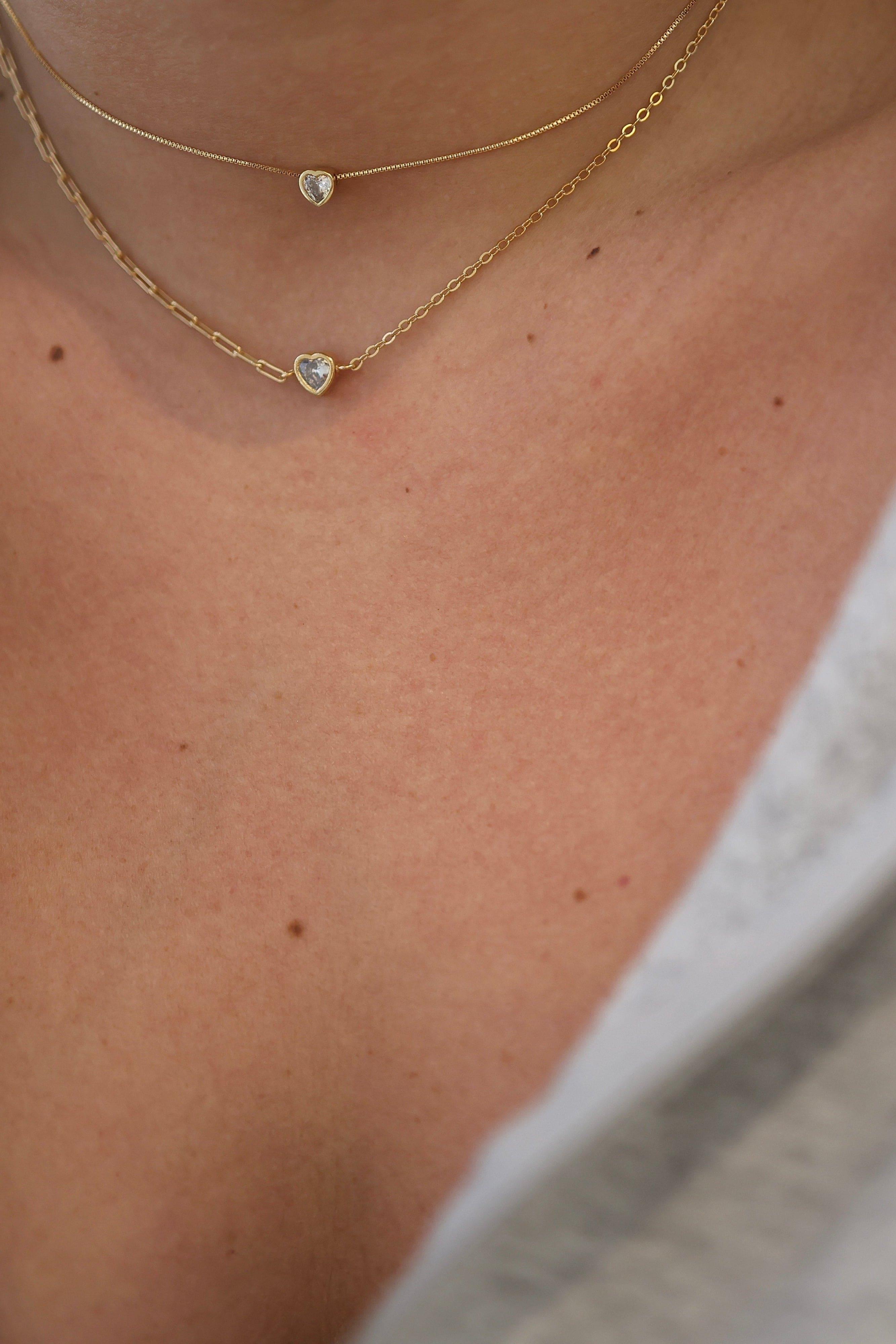 Gold Heart Minimalist Necklace - Iane Jewelry