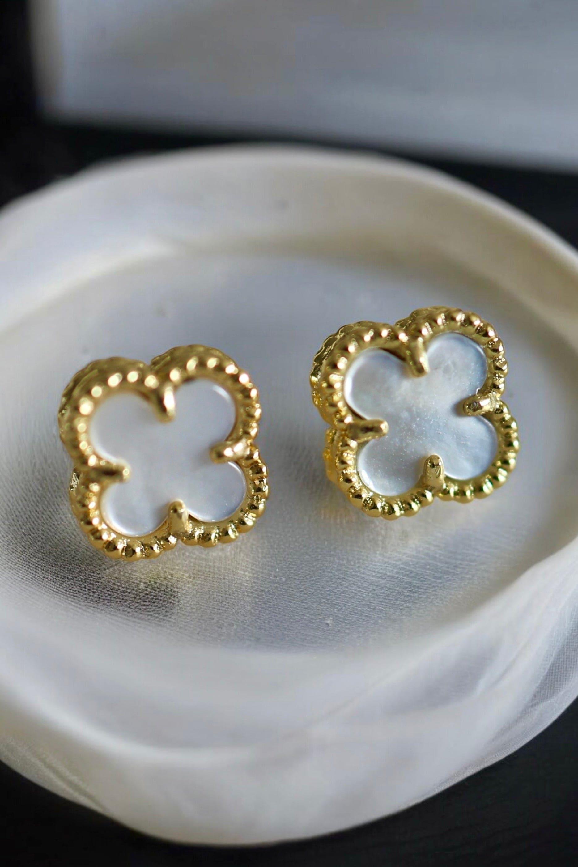 Gold Clover Leaf Earrings - Iane Jewelry