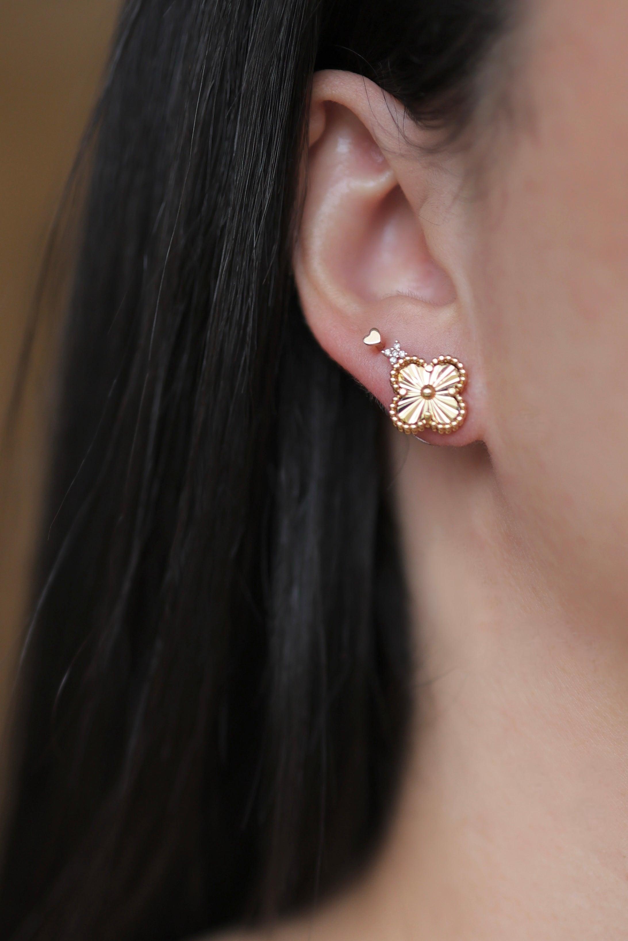 Clover Gold Earrings - Iane Jewelry