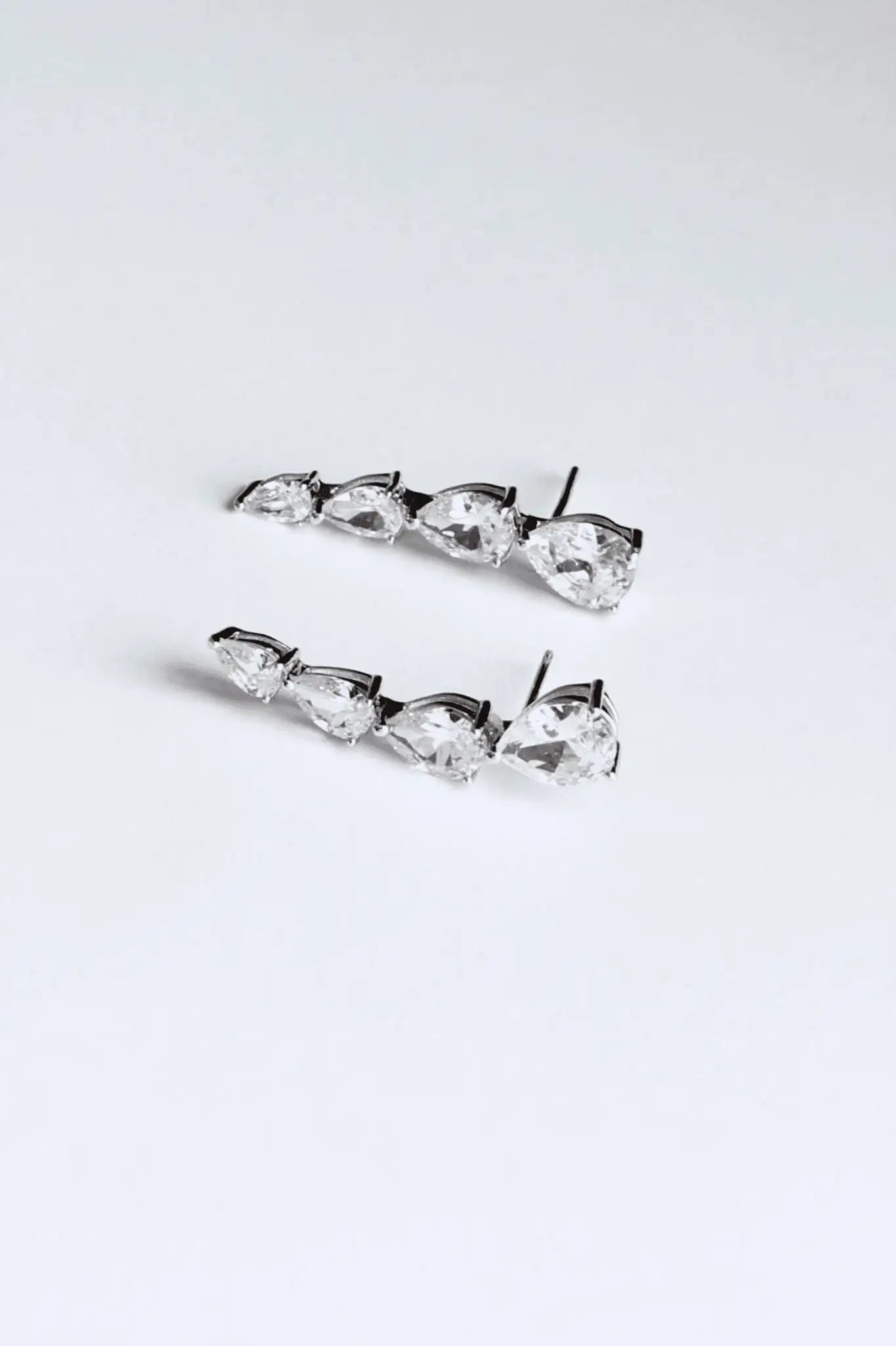 Minimal Drop Ear Cuff - Iane Jewelry