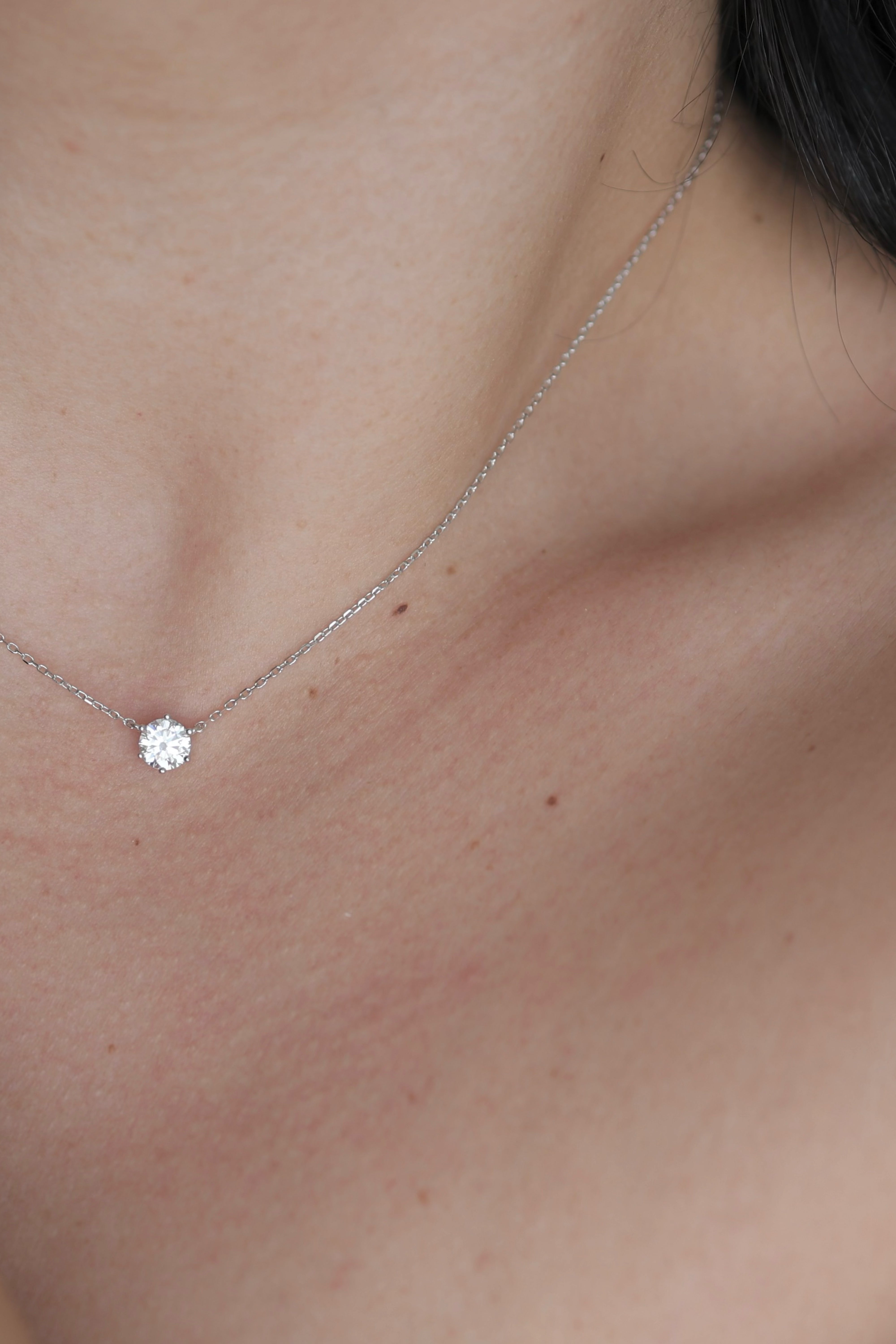 Mini Moissanite Halo Necklace - Iane Jewelry