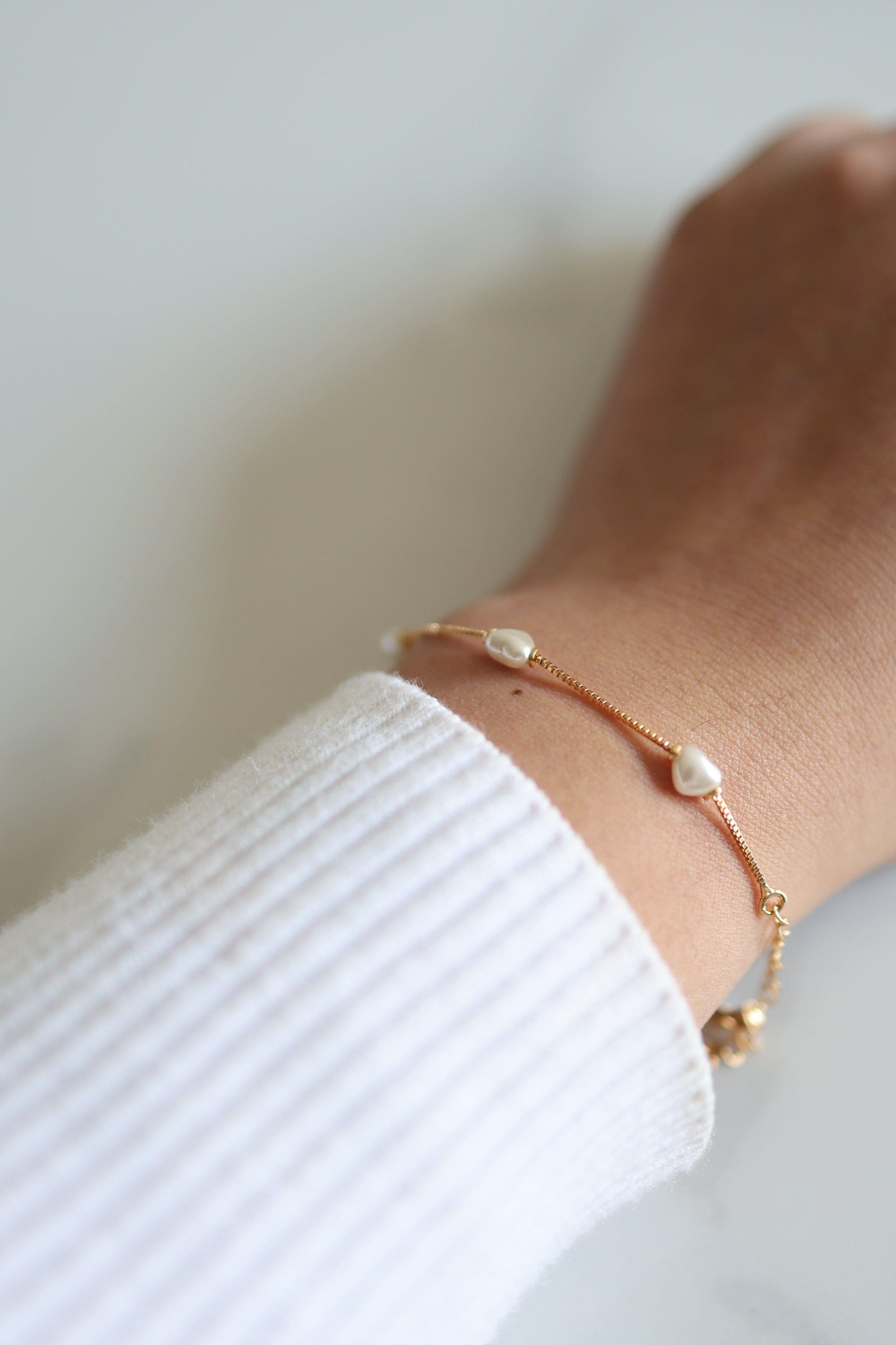 Serene Water Pearl Bracelet - Iane Jewelry