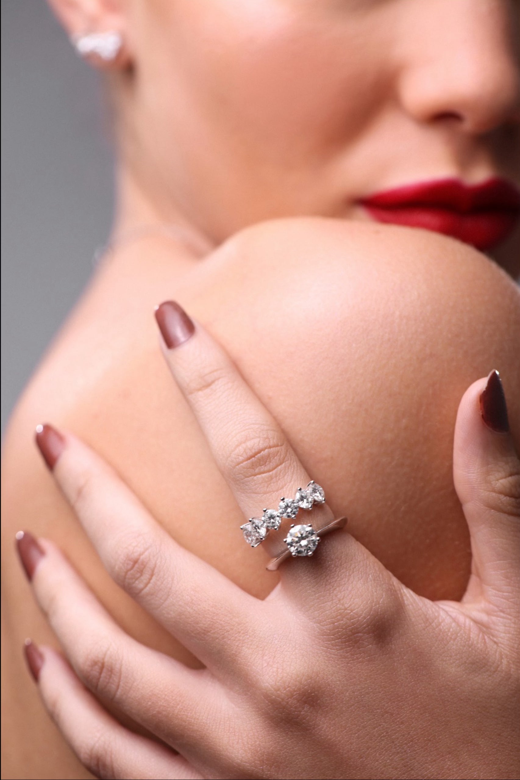 Classic Solitaire Zirconia Ring - Iane Jewelry