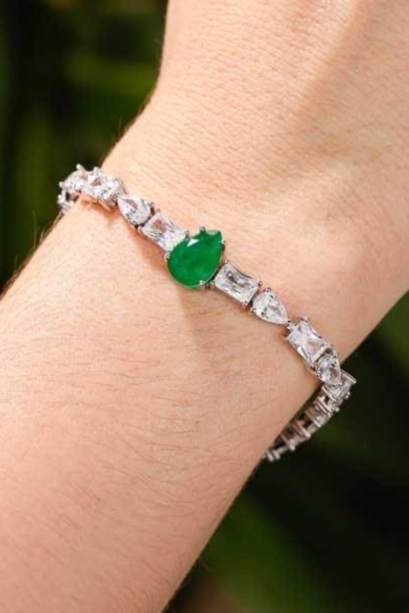 Emerald Teardrop Silver Bracelet - Iane Jewelry