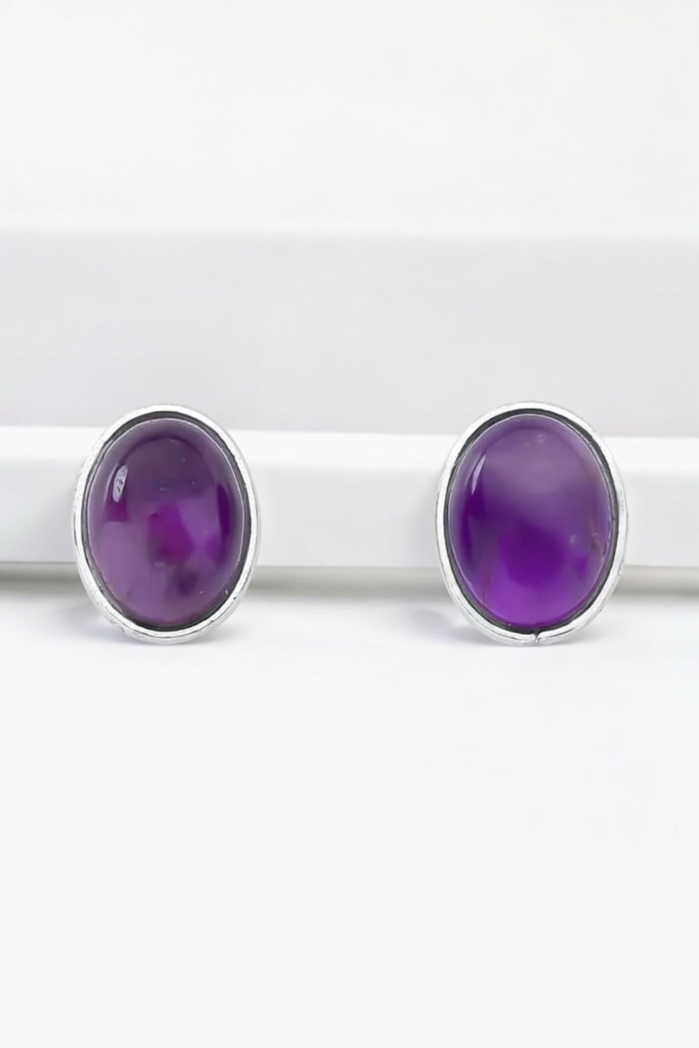 Dainty Amethyst Oval Earrings - Iane Jewelry