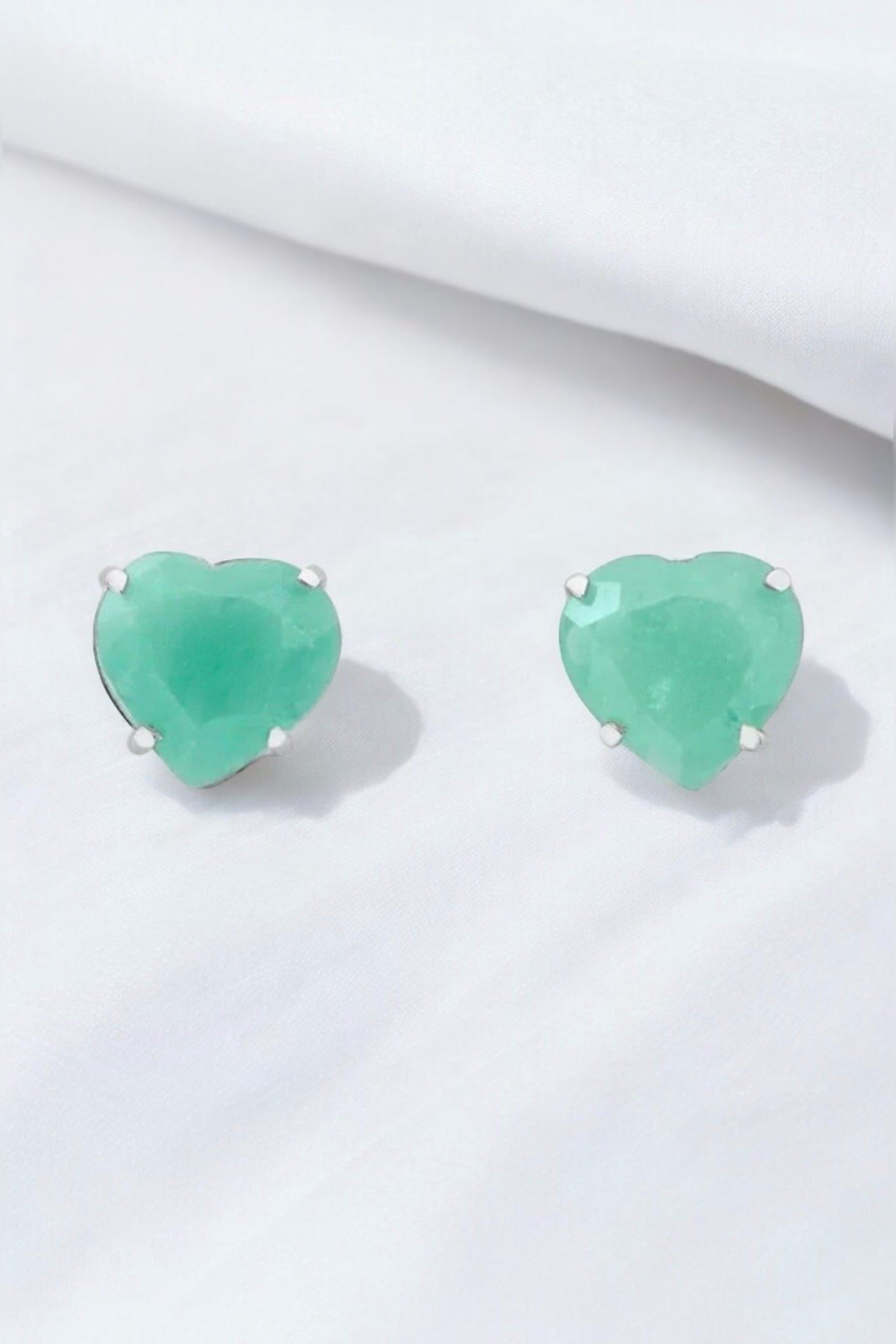 Green Heart Quartz Earrings - Iane Jewelry