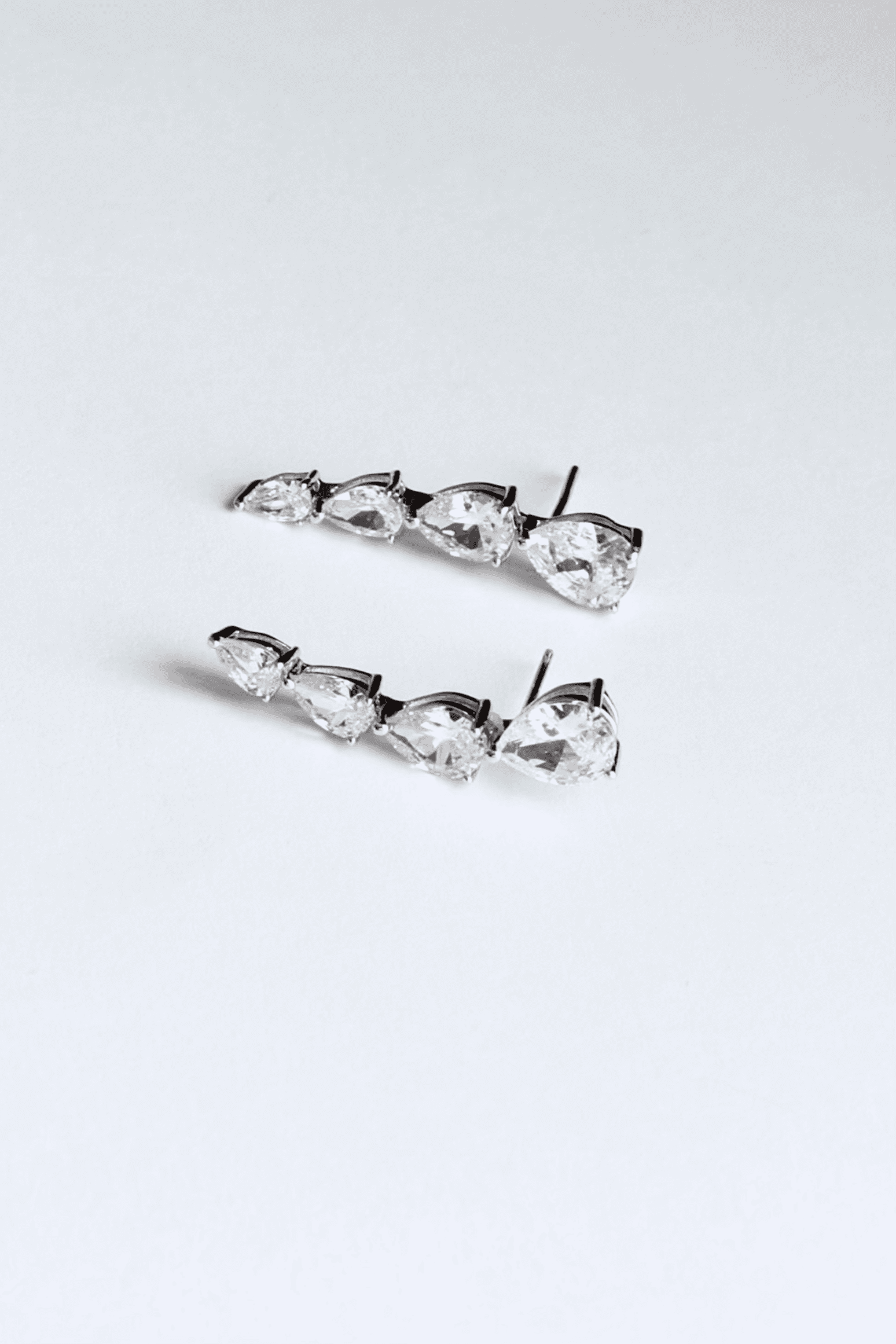 Minimal Drop Ear Cuff - Iane Jewelry