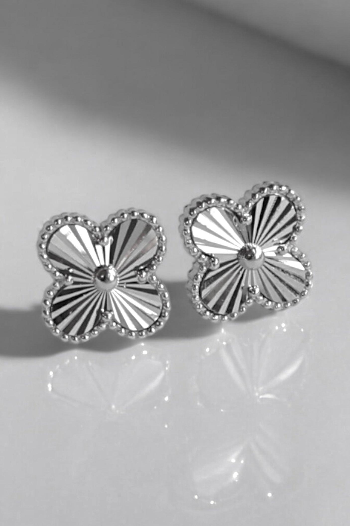 Clover Silver Earrings - Iane Jewelry